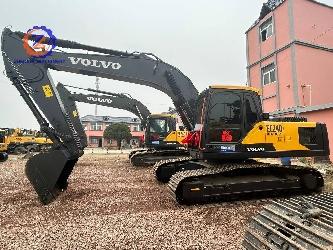 Volvo EC 240