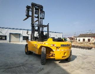 Komatsu FD200