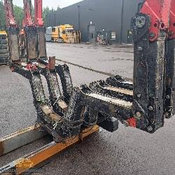 Komatsu 895