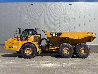 CAT 745 C