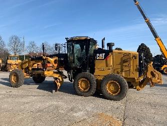 CAT 140 M 2