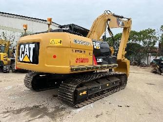 CAT 320 D