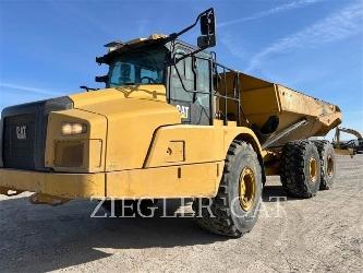 CAT 745