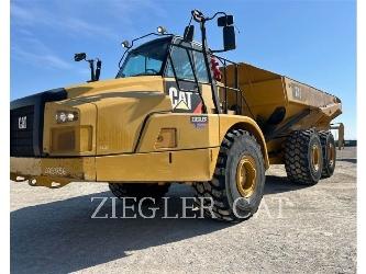 CAT 745C