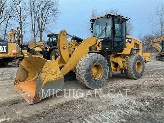CAT 938M R+