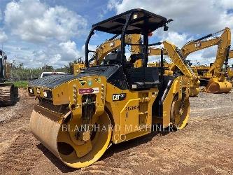 CAT CB7