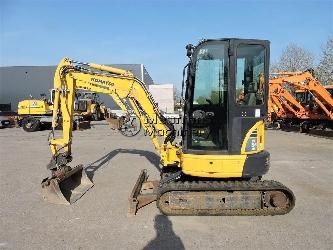 Komatsu PC26