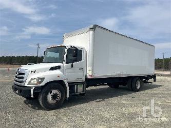 Hino 268