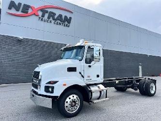 Mack MD6 42R