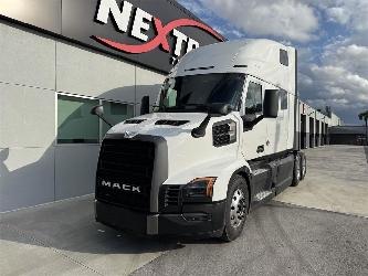Mack PR64T