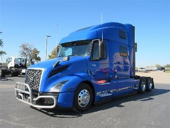 Volvo VNL860