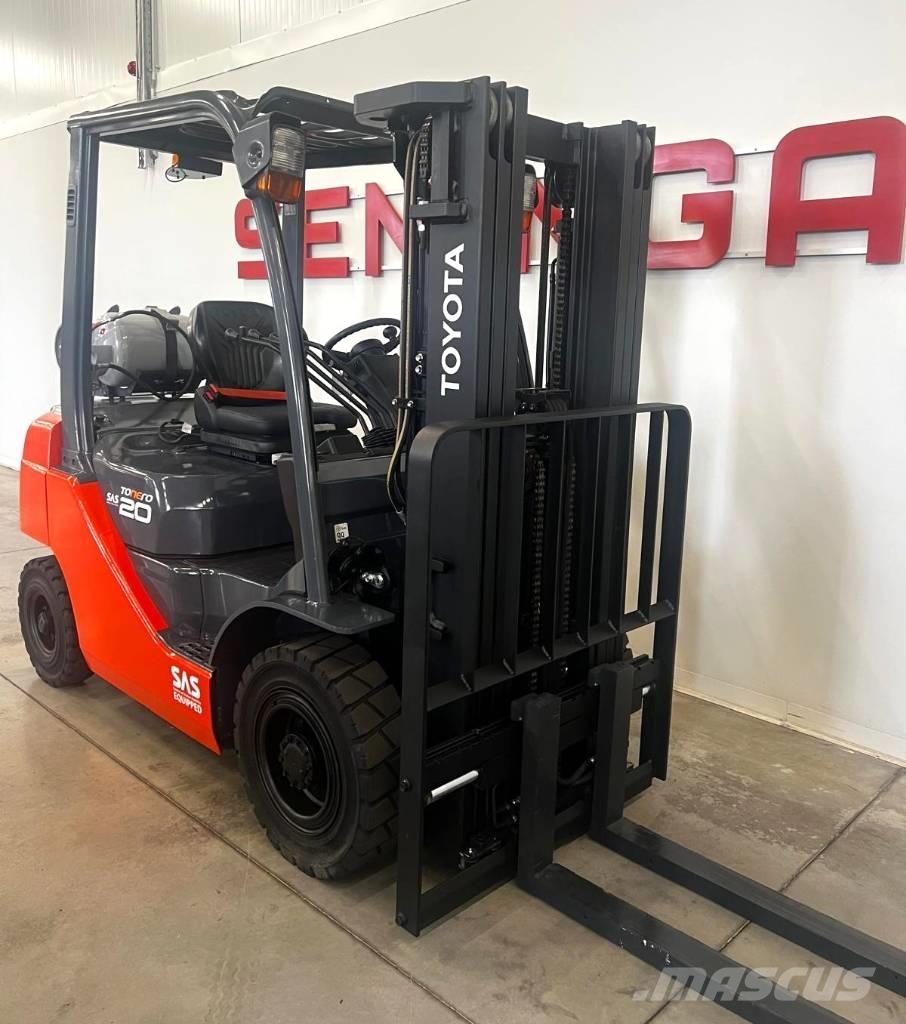 Toyota 10831 8FGF20 LPG trucks