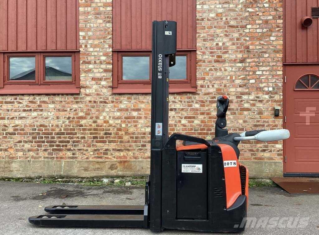 BT SPE 120 L Self propelled stackers