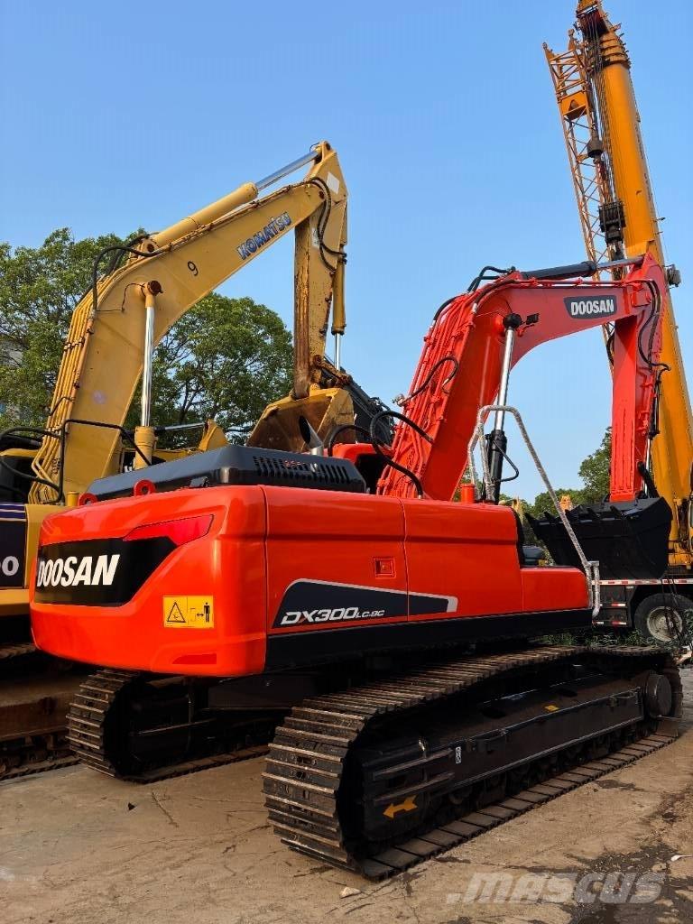 Doosan DX300LC-9C Crawler excavators