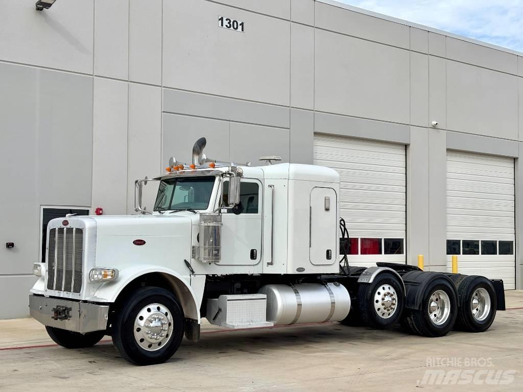 Peterbilt 388 Prime Movers