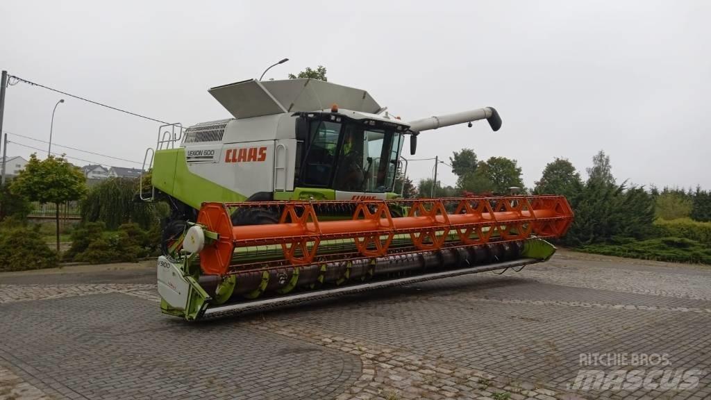 CLAAS Lexion 600 Combine harvesters