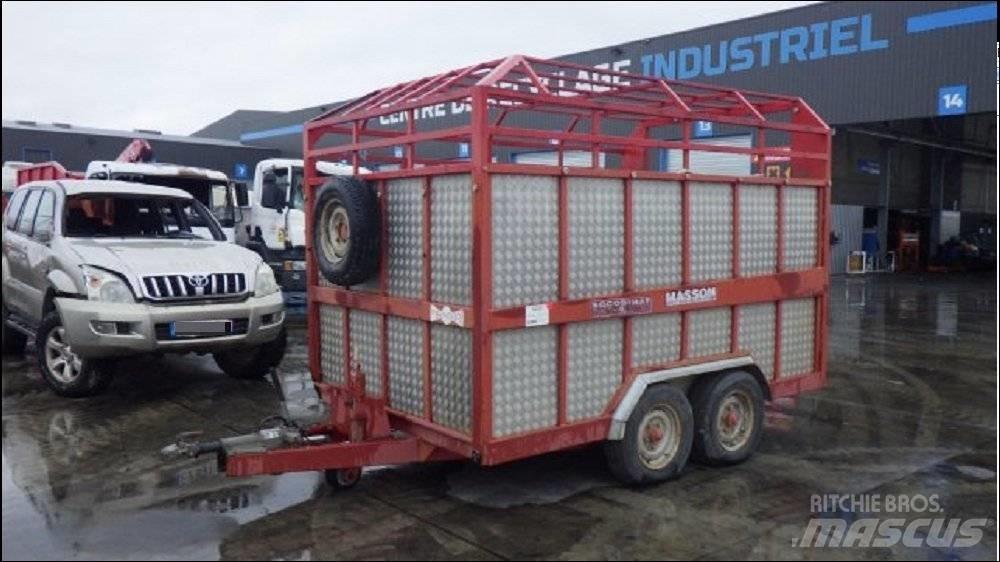 Masson B3000 Livestock transport