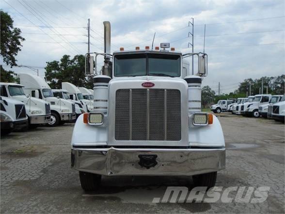 Peterbilt 367 Prime Movers