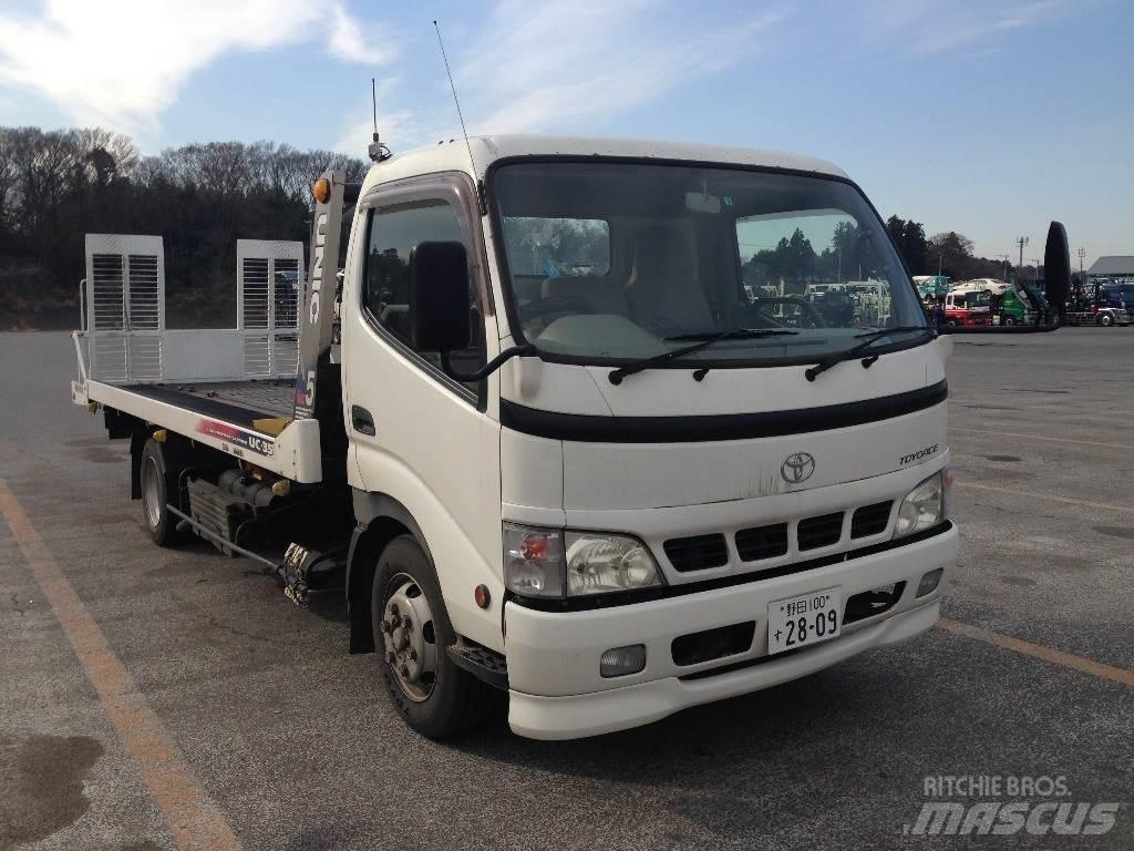 Toyota PB-XZU423 Transport vehicles