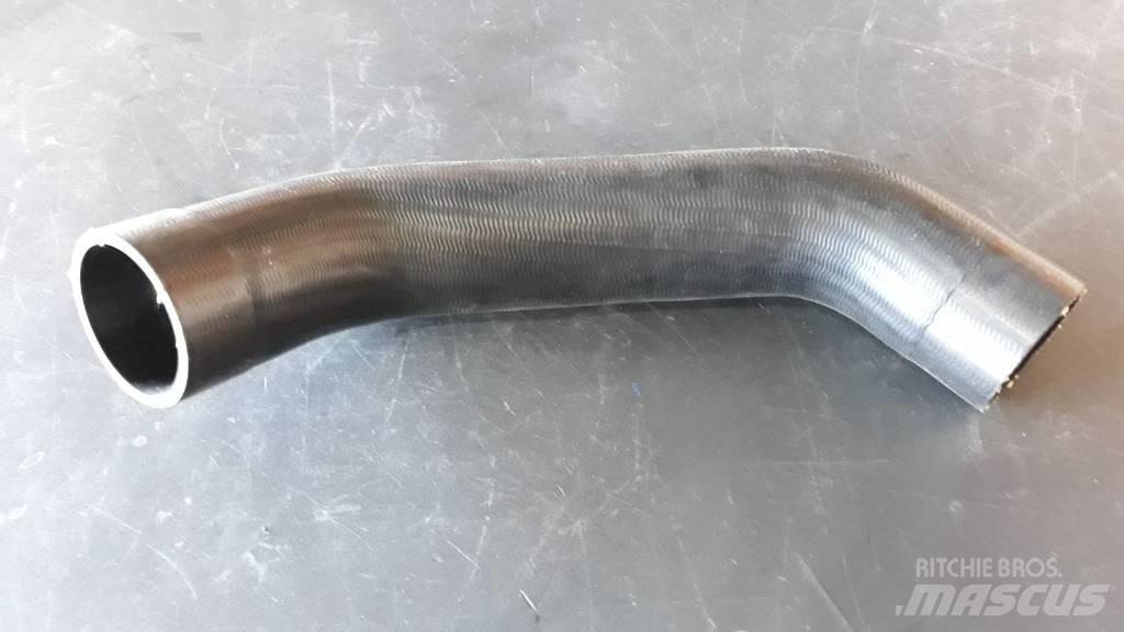 Volvo HOSE  21133832 Engines