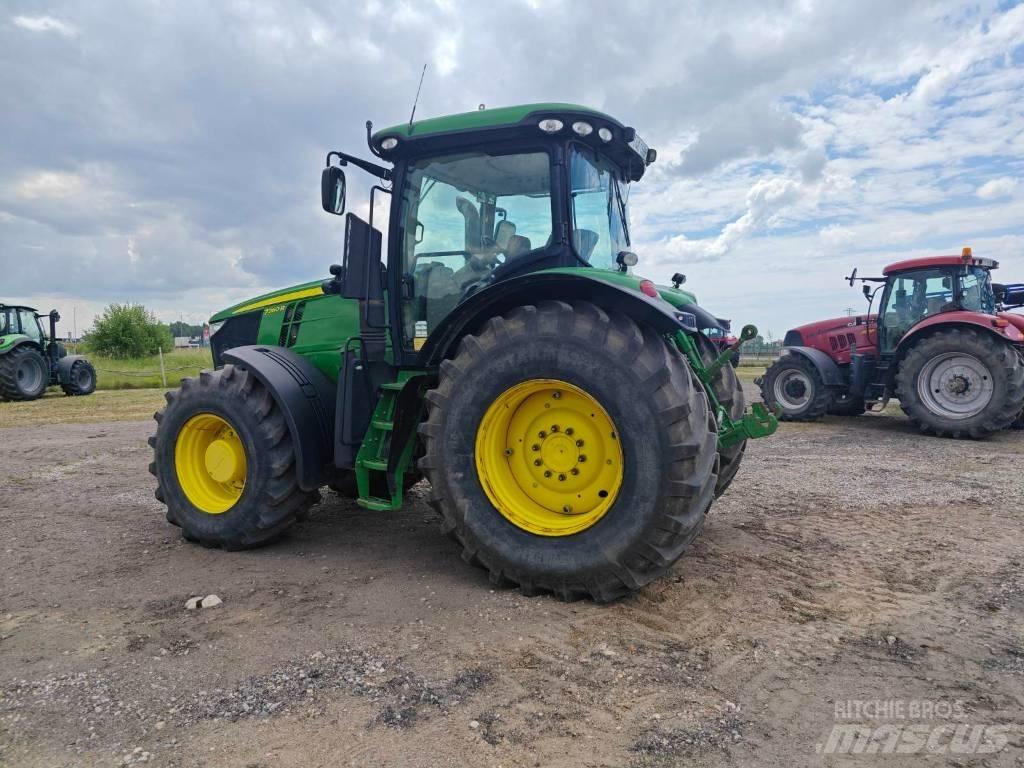 John Deere 7260 R Tractors