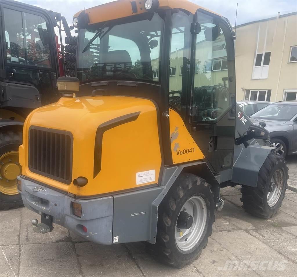 GiANT V  6004 T Mini loaders