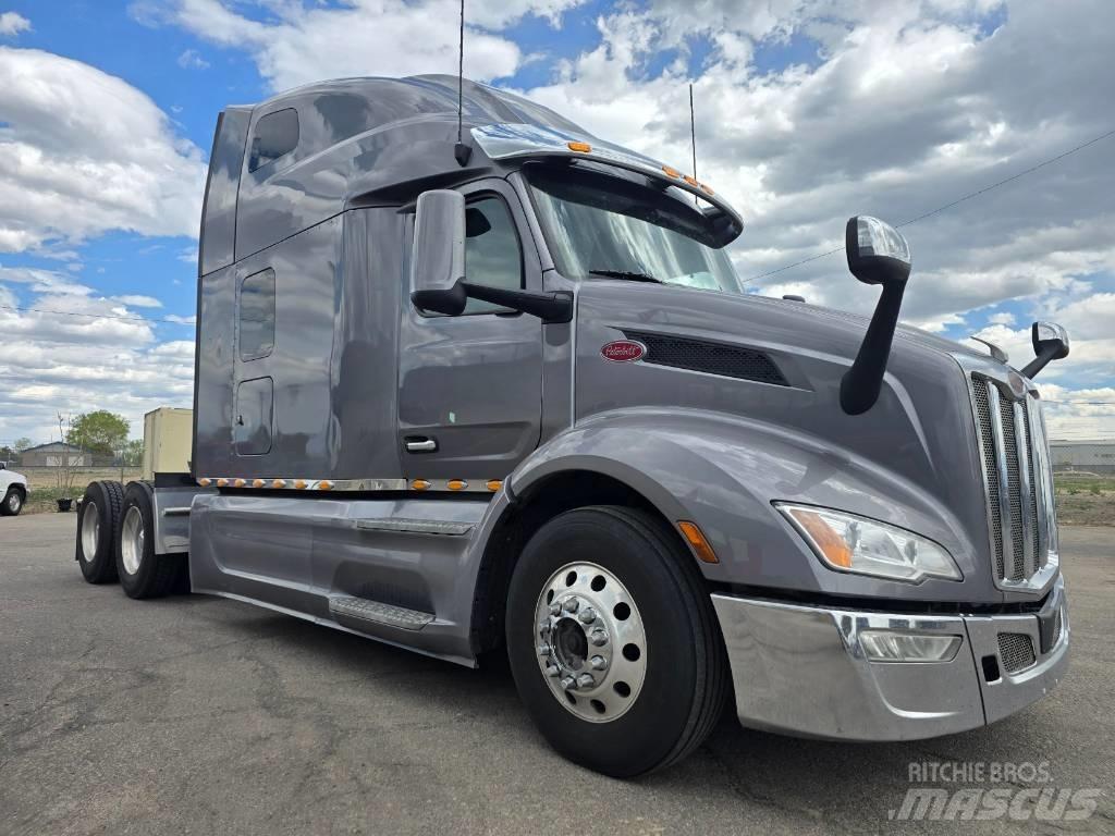 Peterbilt 579 Prime Movers