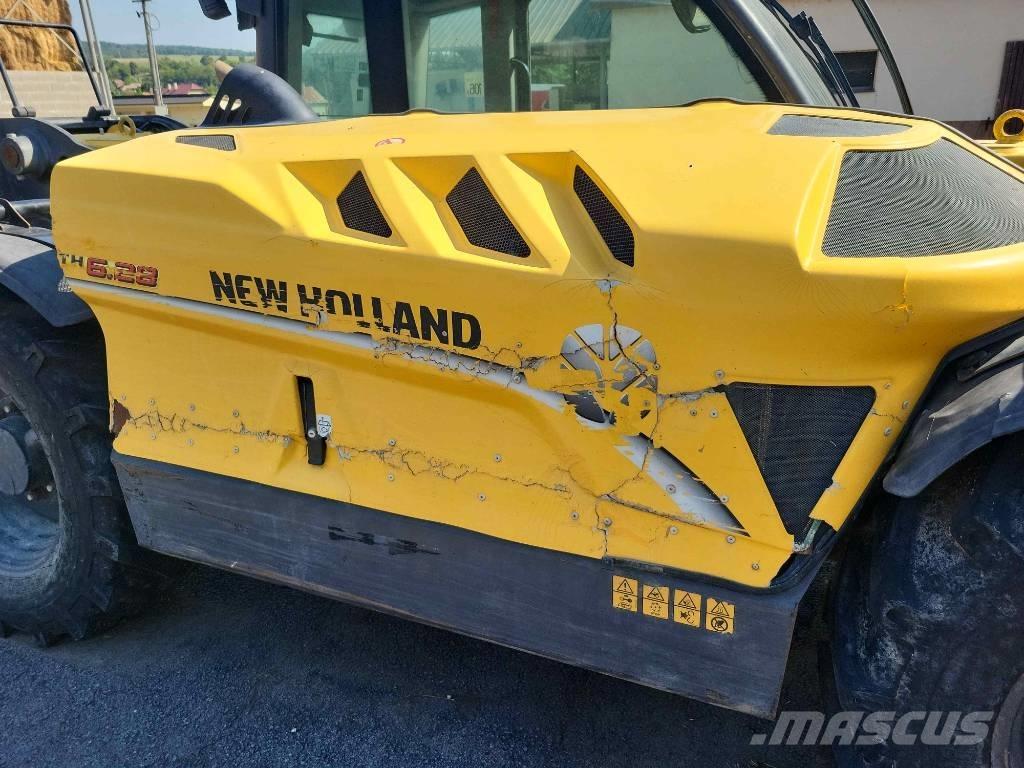 New Holland TH 6.28 Telehandlers
