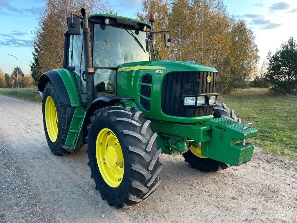 John Deere 6534 Tractors