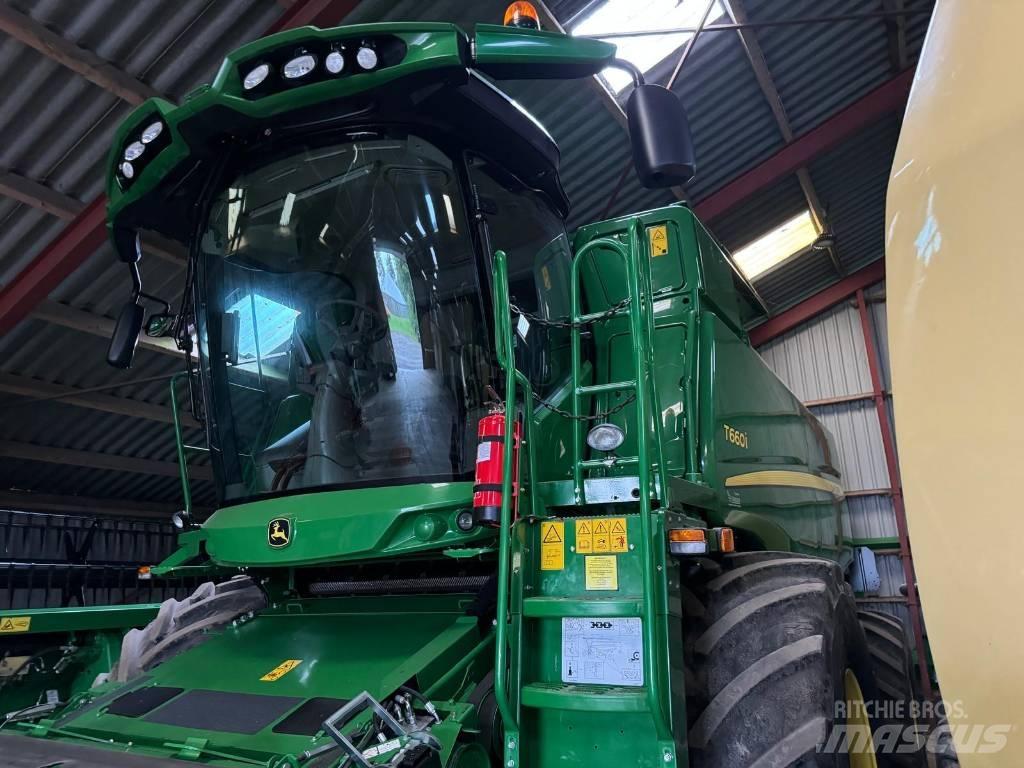 John Deere T 660i Combine harvesters