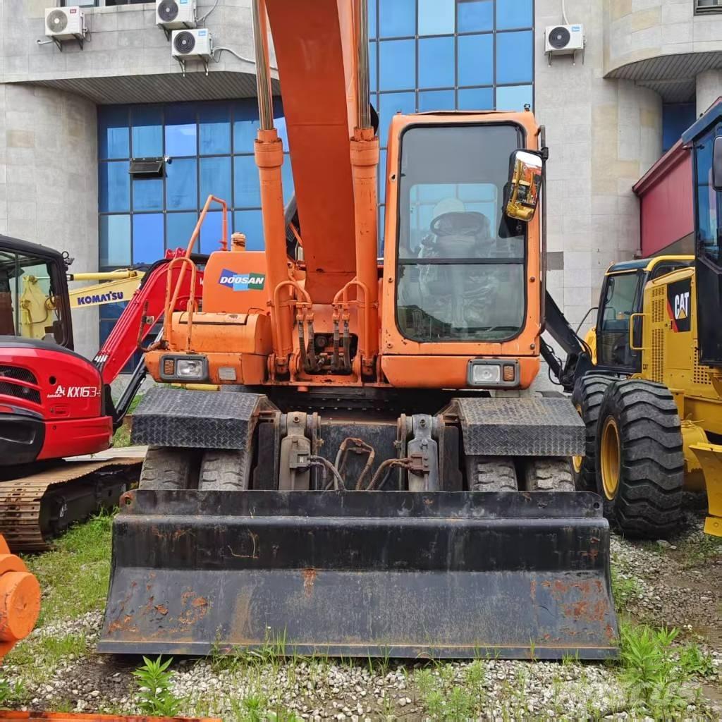 Doosan DH 210 W-7 Wheeled excavators