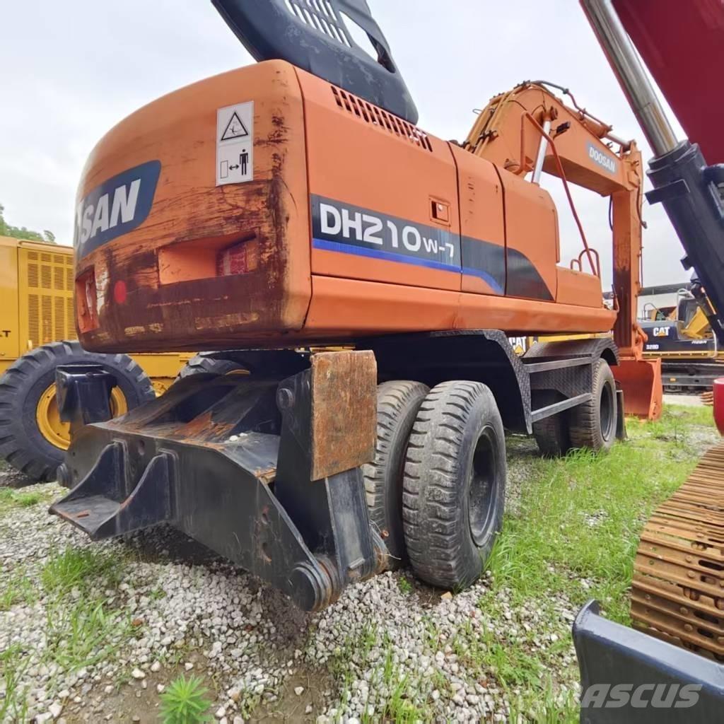 Doosan DH 210 W-7 Wheeled excavators