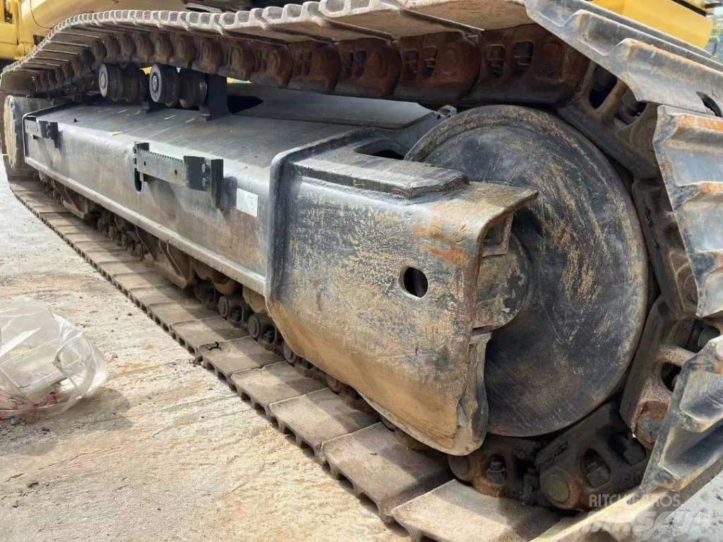 Komatsu PC430-8 Crawler excavators