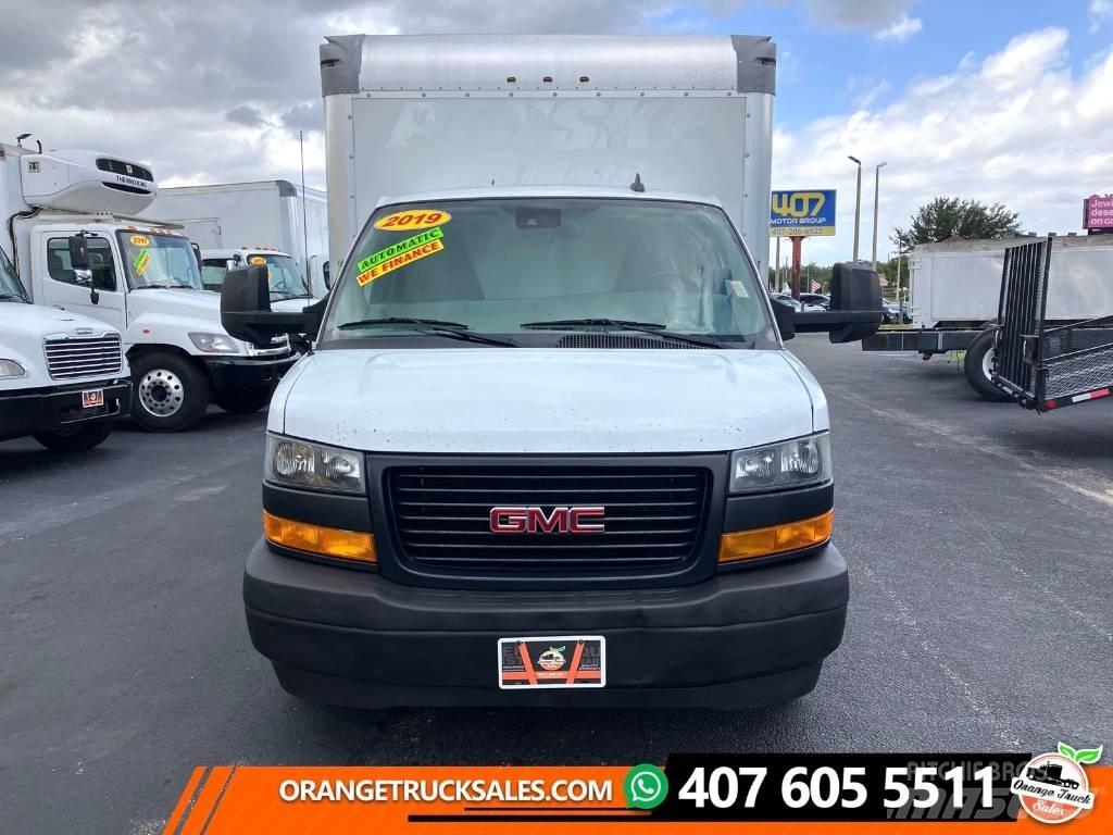 GMC Savana G3500 Panel vans