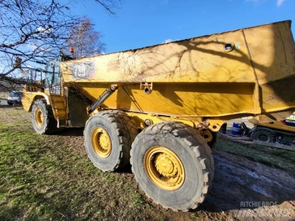 CAT 730 Articulated Haulers
