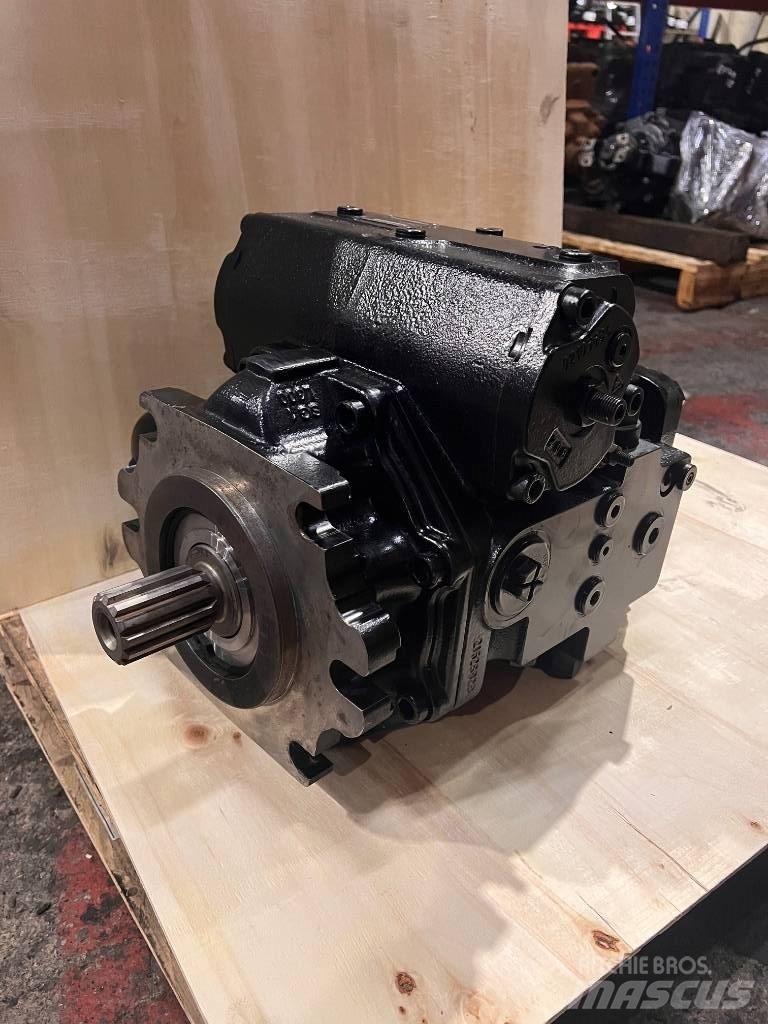 John Deere F704371 Hydraulics