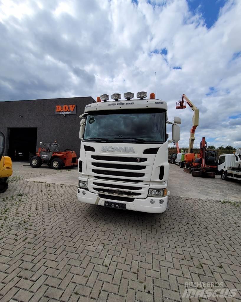 Scania G360 Chassis Cab trucks