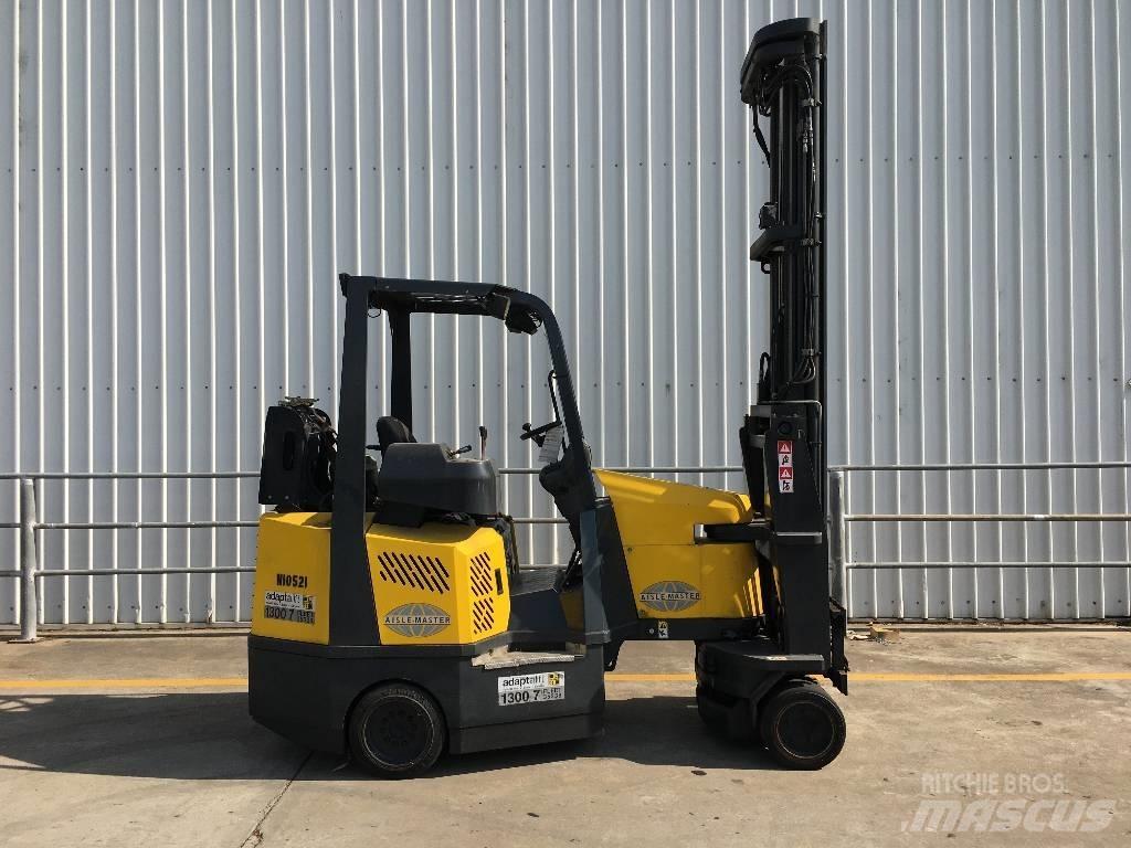 Aisle-Master 20S Narrow aisle truck