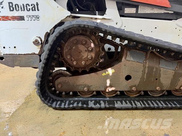 Bobcat T770 Skid steer loaders