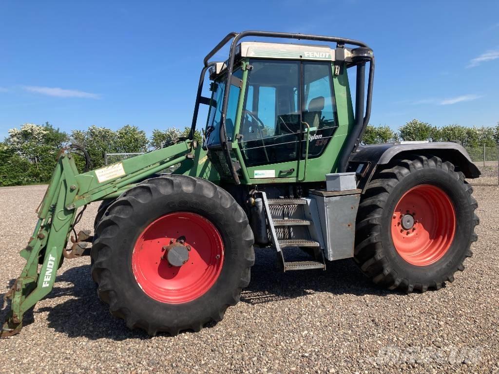 Fendt Xylon 524 Front loaders and diggers
