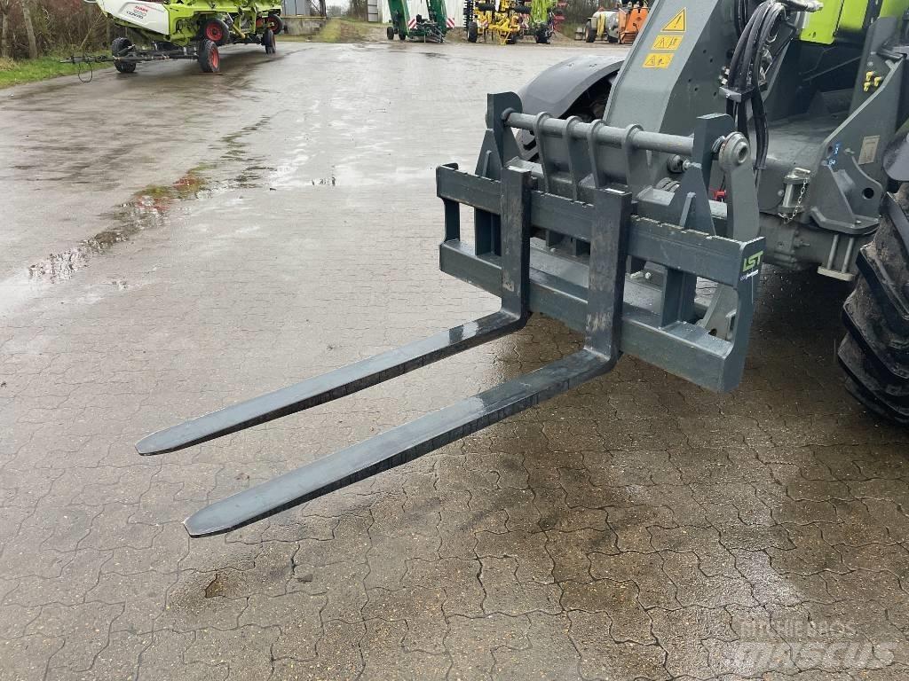 LST 5 ton Forks