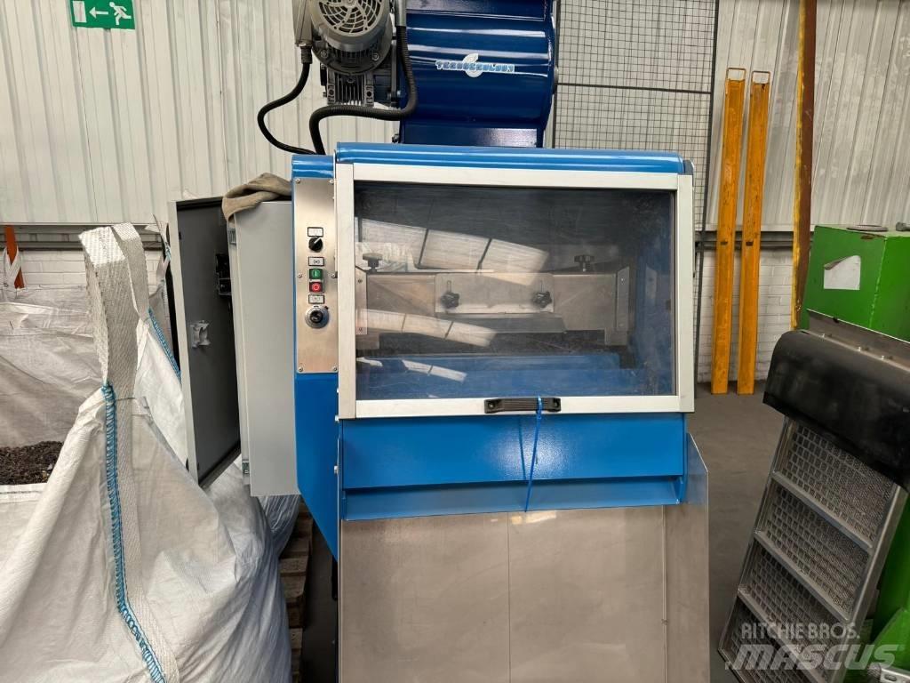  Tecnoecology TV500 Mills / Grinding machines