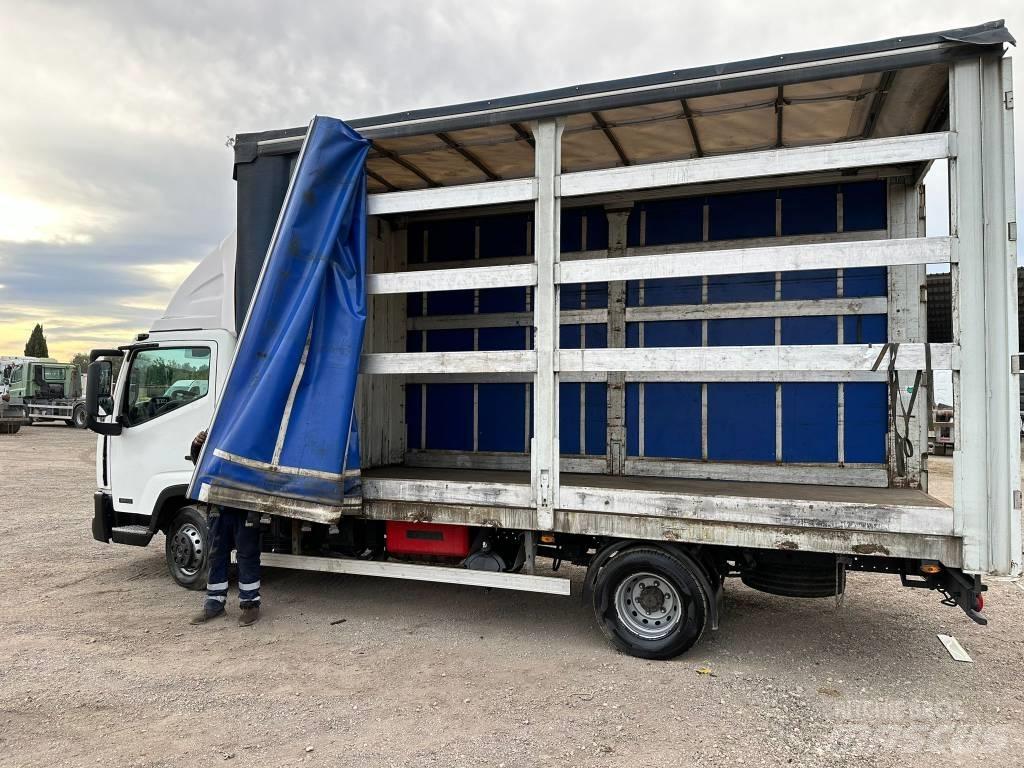 Nissan NT500 Pick up/Dropside