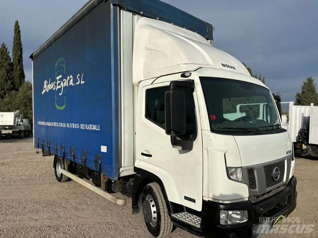 Nissan NT500 Pick up/Dropside