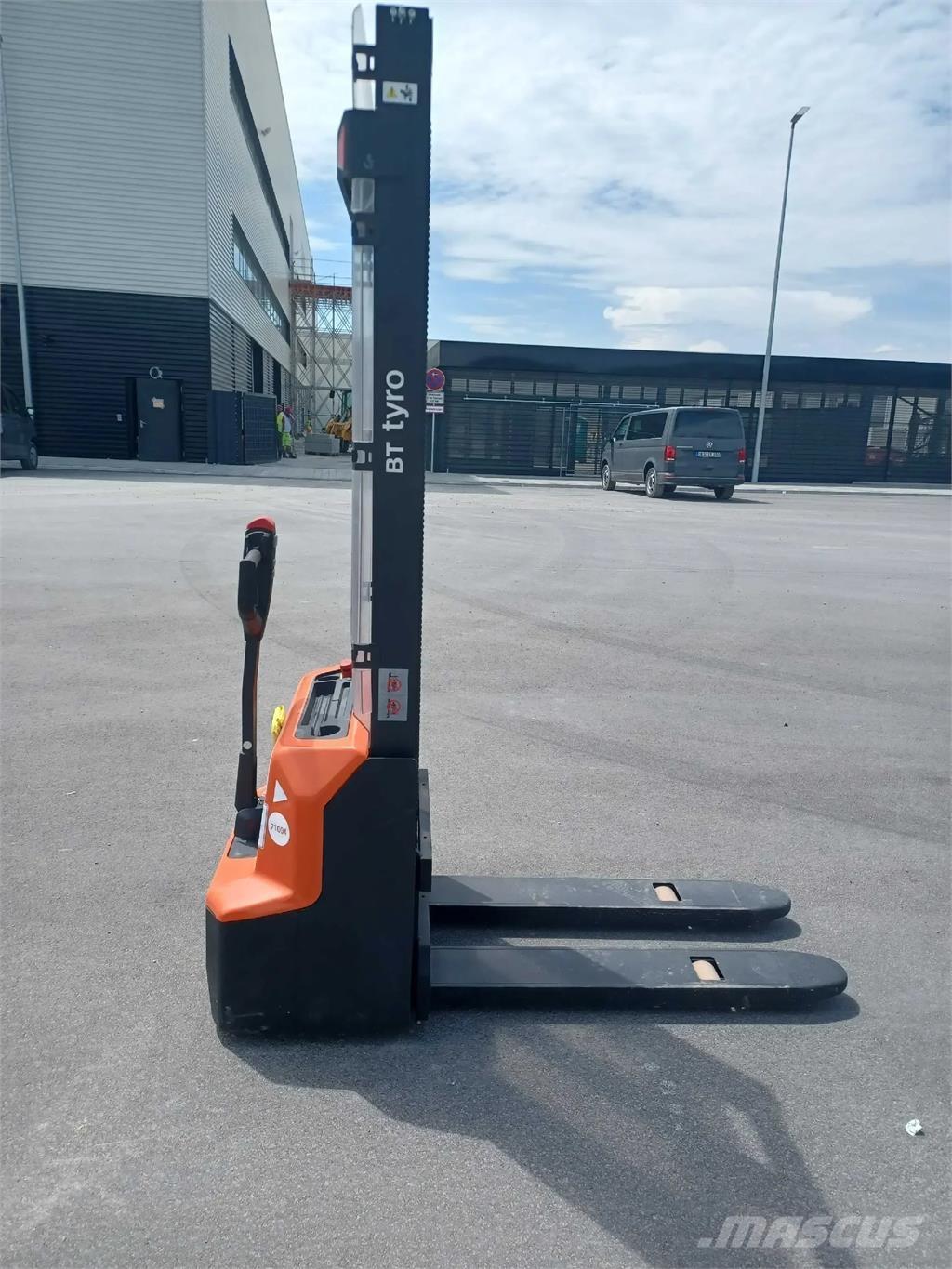 Toyota BT SHE100 Other lifts and platforms