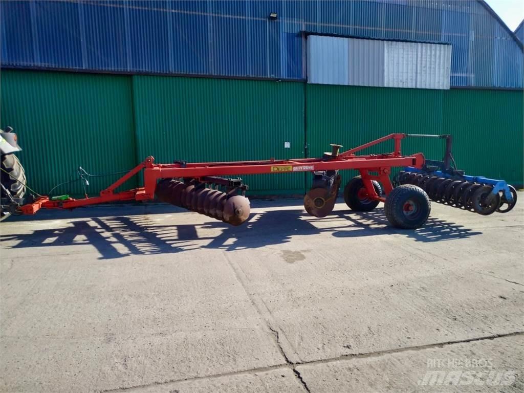 Quivogne APAV 28 Disc harrows