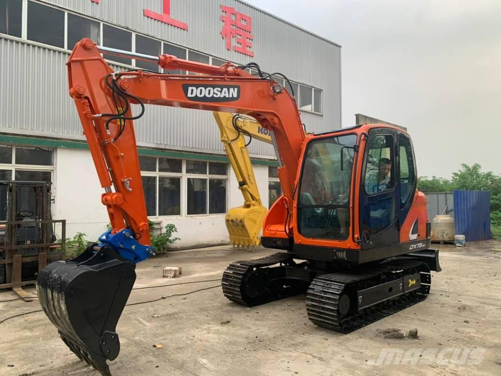 Doosan DX 75-9 C Mini excavators  7t - 12t