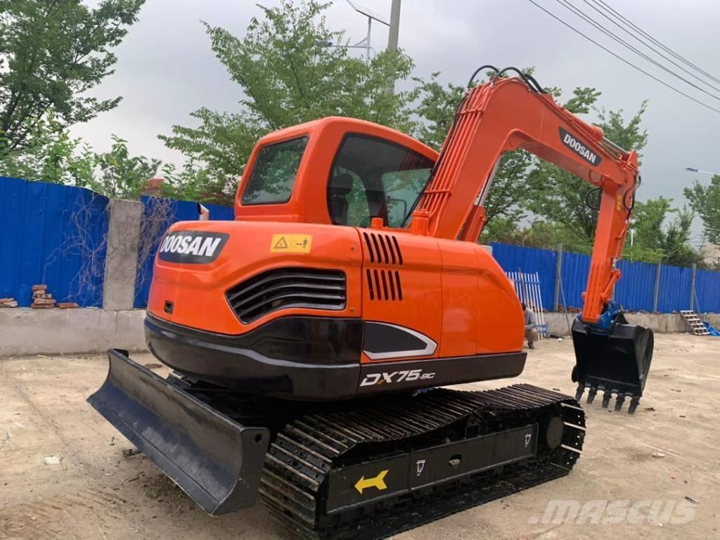 Doosan DX 75-9 C Mini excavators  7t - 12t