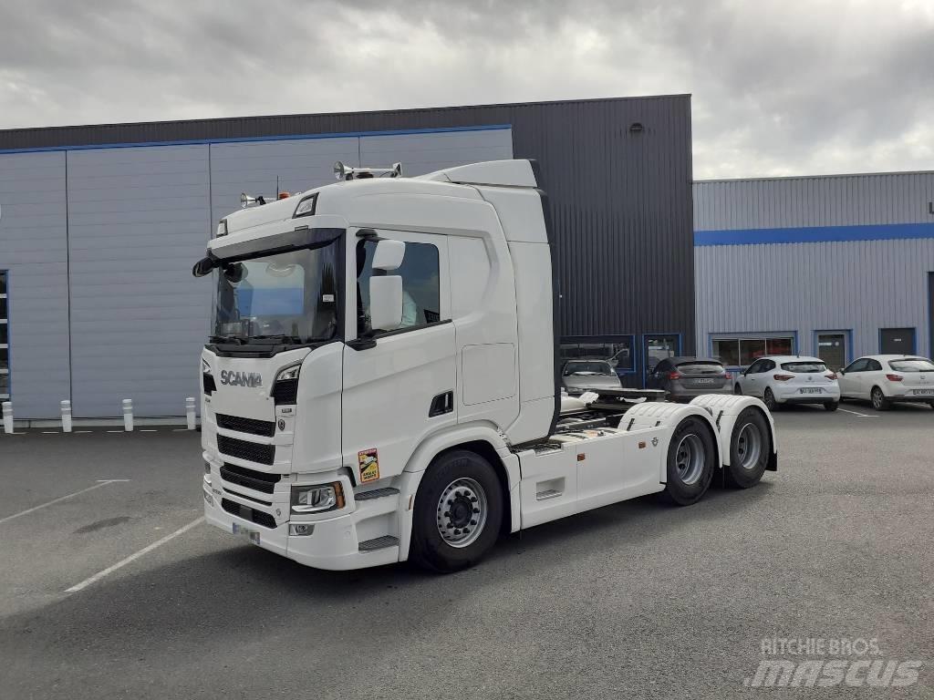 Scania R 590 V8 6x4 Prime Movers