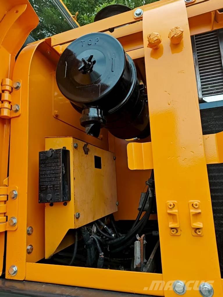 Hyundai r210w-9 Wheeled excavators